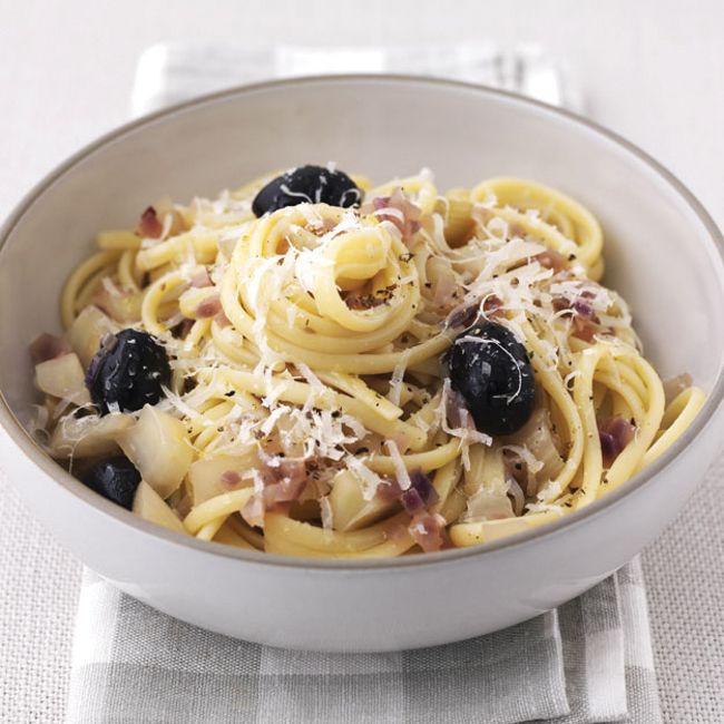 Pasta With Fennel & Olives