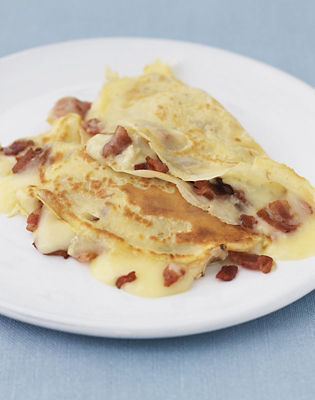 Pancakes With Blue Cheese & Bacon