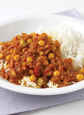 Chickpea Curry With Cardamom
