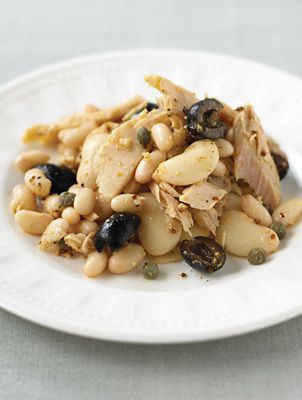 Tuna & White Beans With Olives