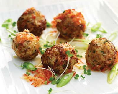 Spicy Chicken Balls With Chilli And Ginger Sauce
