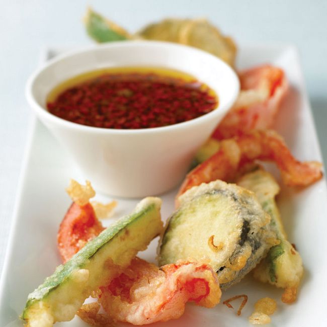 Vegetable Tempura With Chilli Dipping Sauce