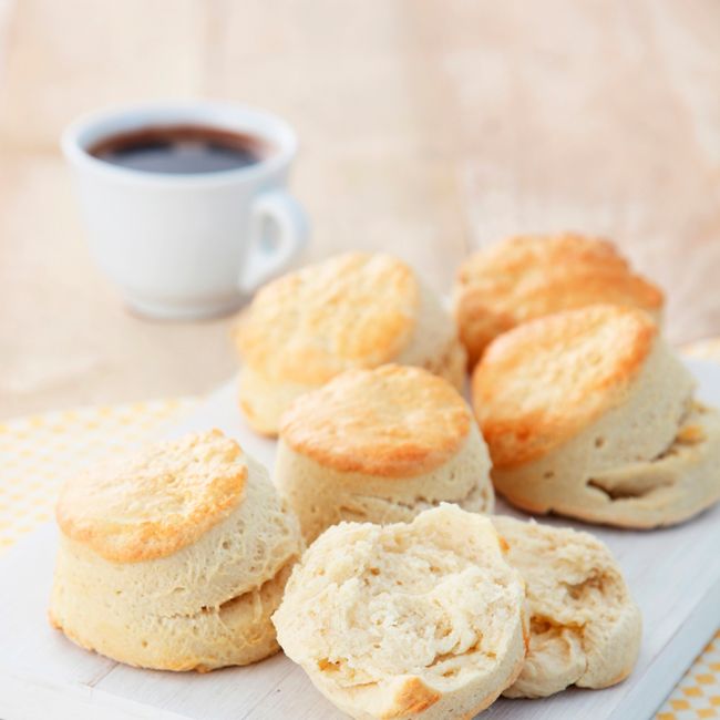 Traditional American Buttermilk Biscuits