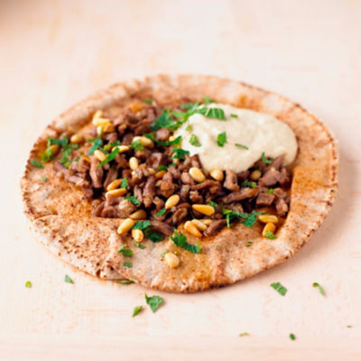 Flatbreads Topped With Lamb & Hummus