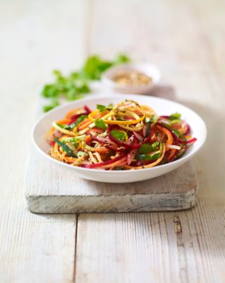 Spicy Raw Vegetable Spaghetti