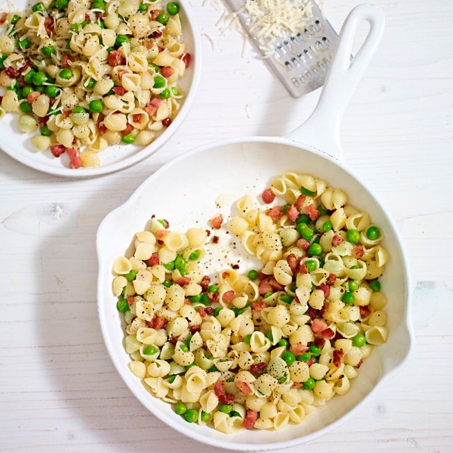 Pasta With Peas & Pancetta
