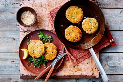 Quinoa Salmon Cakes