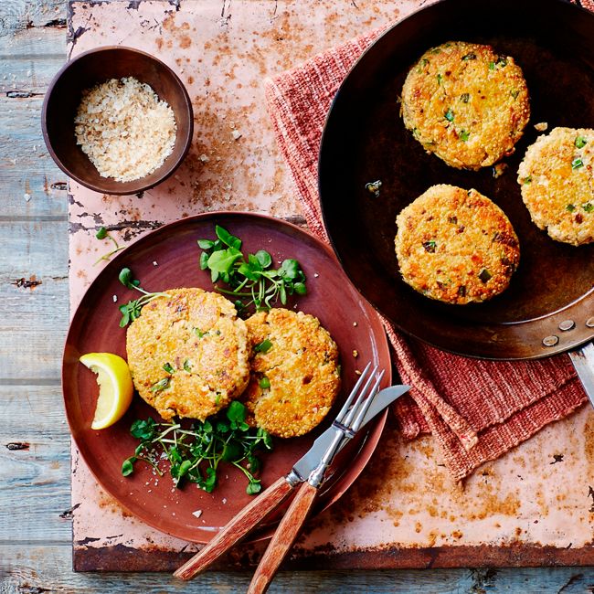 Quinoa Salmon Cakes