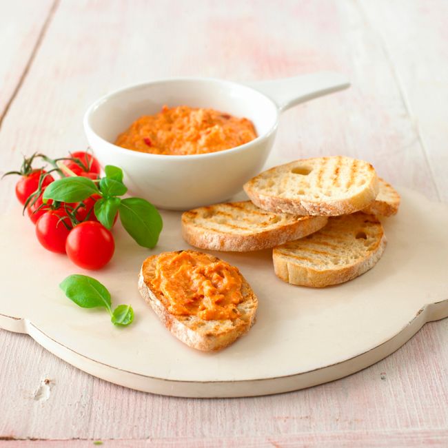Roasted Red Capsicum, Almond & Chilli Pesto