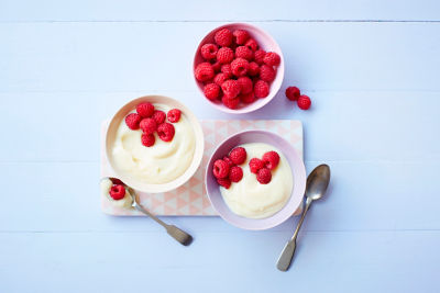 Vanilla Pudding With Raspberries
