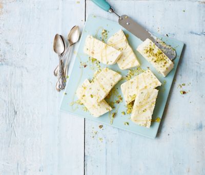yoghurt, Honey & Pistachio Semifreddo