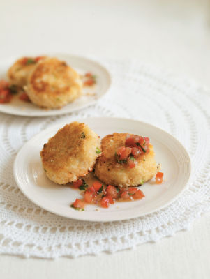 Crab Cakes With Chipotle Salsa