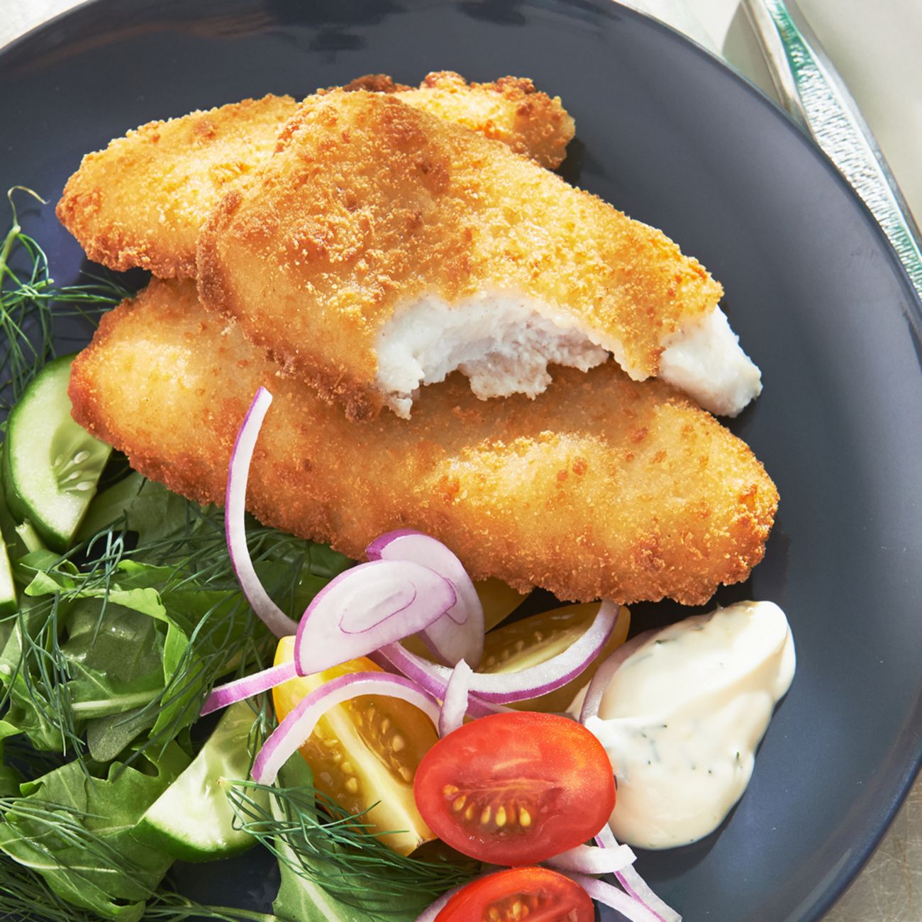 Crumbed Fish With Lemon & Dill Mayo Recipe | Woolworths