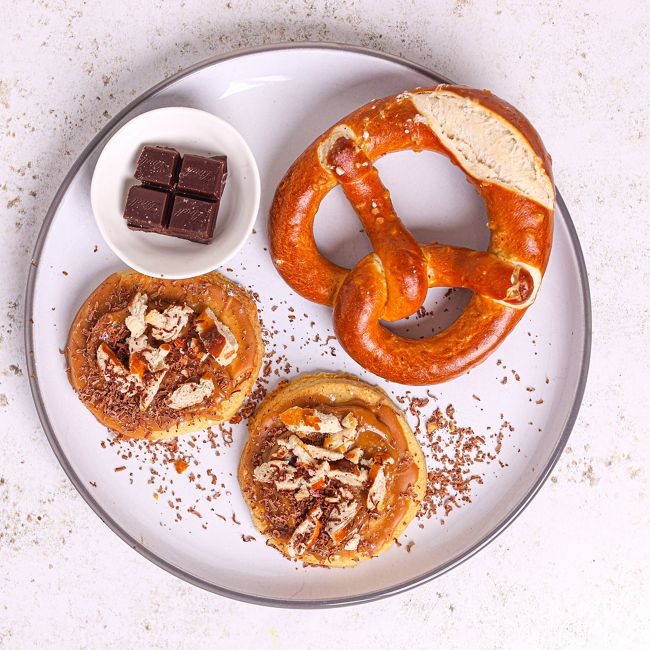 Crunchy Pretzel Shortbread Cookies