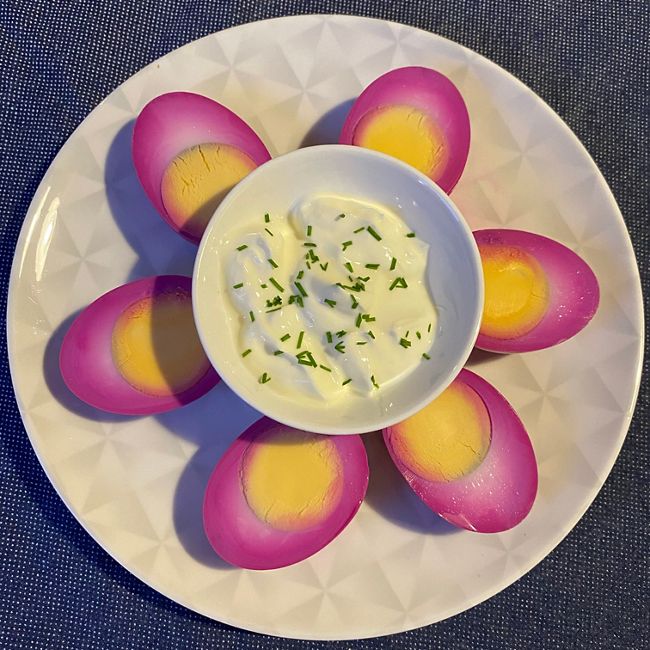 Pickled Eggs In Beet Juice