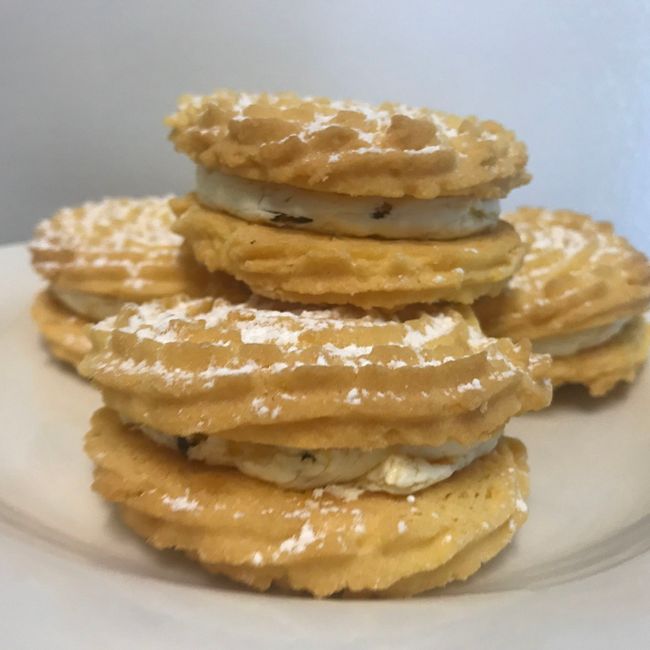 Passionfruit Melting Moments