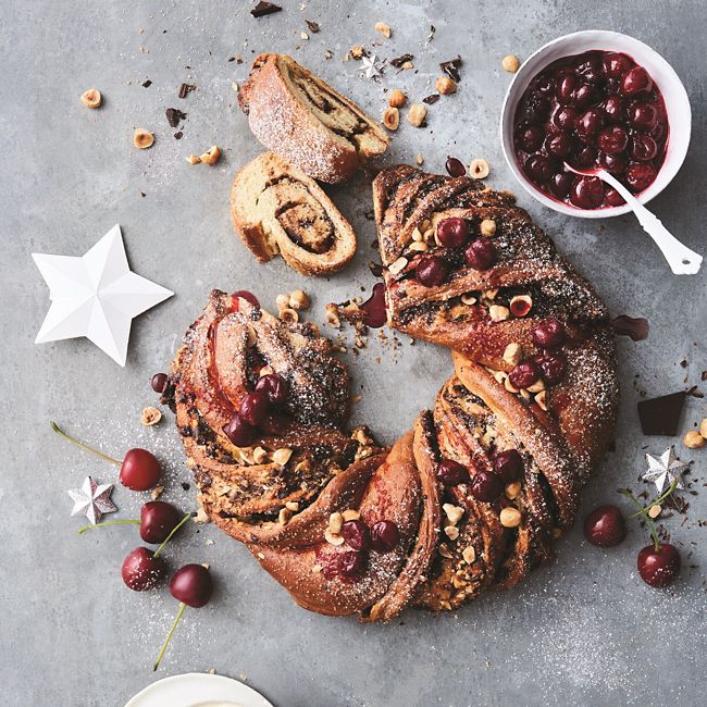 Dark Chocolate & Hazelnut Wreath With Poached Cherries 