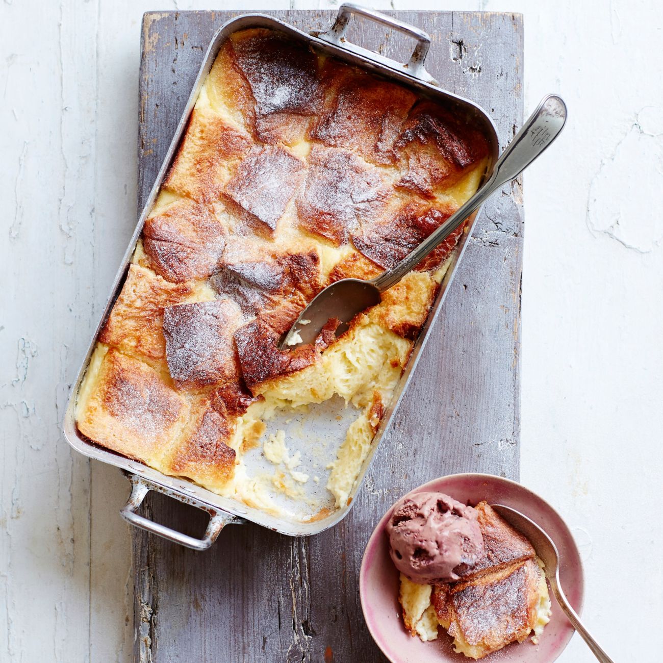 Brioche bun and butter pudding