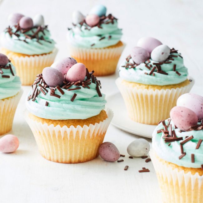 Easter Vanilla Cupcakes
