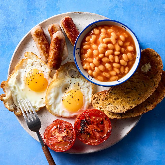 English breakfast with beans