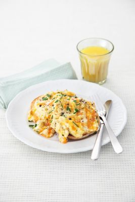 Cheesy Scrambled Eggs On Muffins