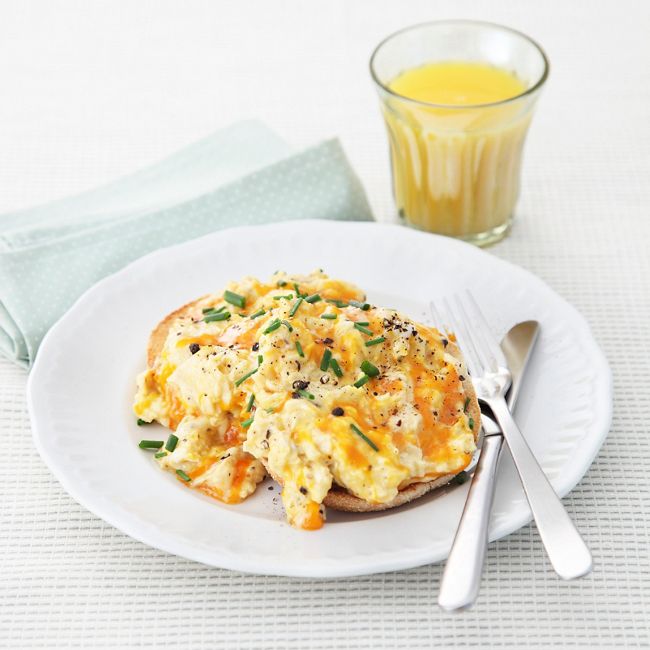 Cheesy Scrambled Eggs On Muffins