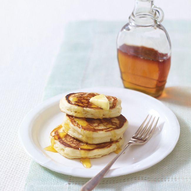 Classic American Buttermilk Pancakes