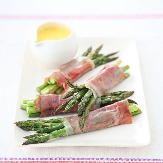 Roasted Asparagus & Prosciutto Bundles