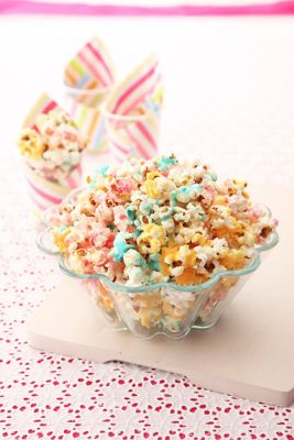 Rainbow Popcorn