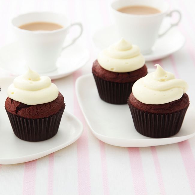 Red Velvet Cupcakes With Cream Cheese Icing