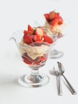 Scone, Strawberry & Clotted Cream Trifles