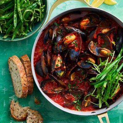 Healthier White Wine & Garlic Mussels