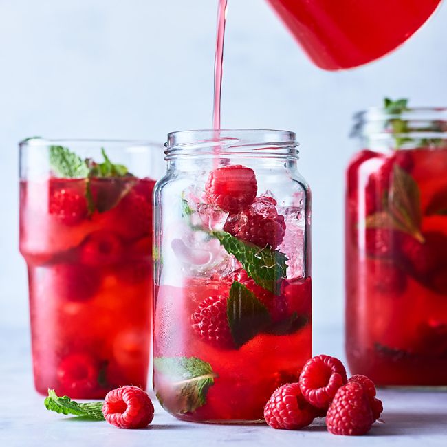 Raspberry, Cinnamon & Ginger Iced Tea