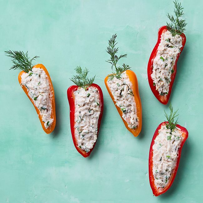 Capsicum Carrots with Tuna & Ricotta Dip