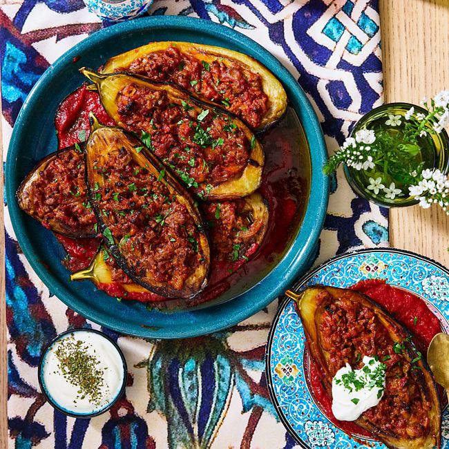 Karniyarik (Stuffed Eggplant) 