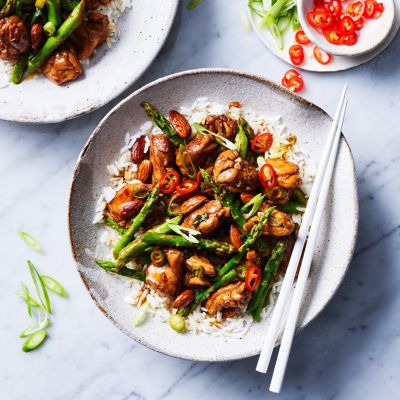 Chicken, Asparagus & Almond Stir-fry