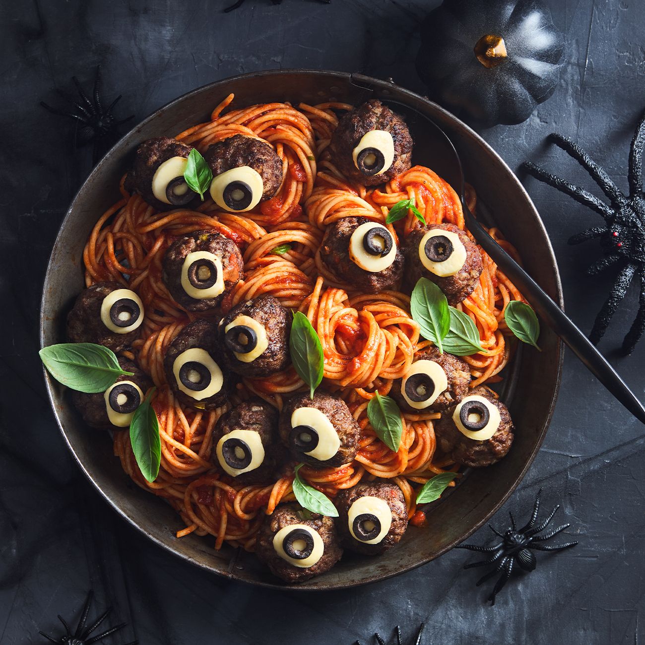 Spaghetti & meatball eyes
