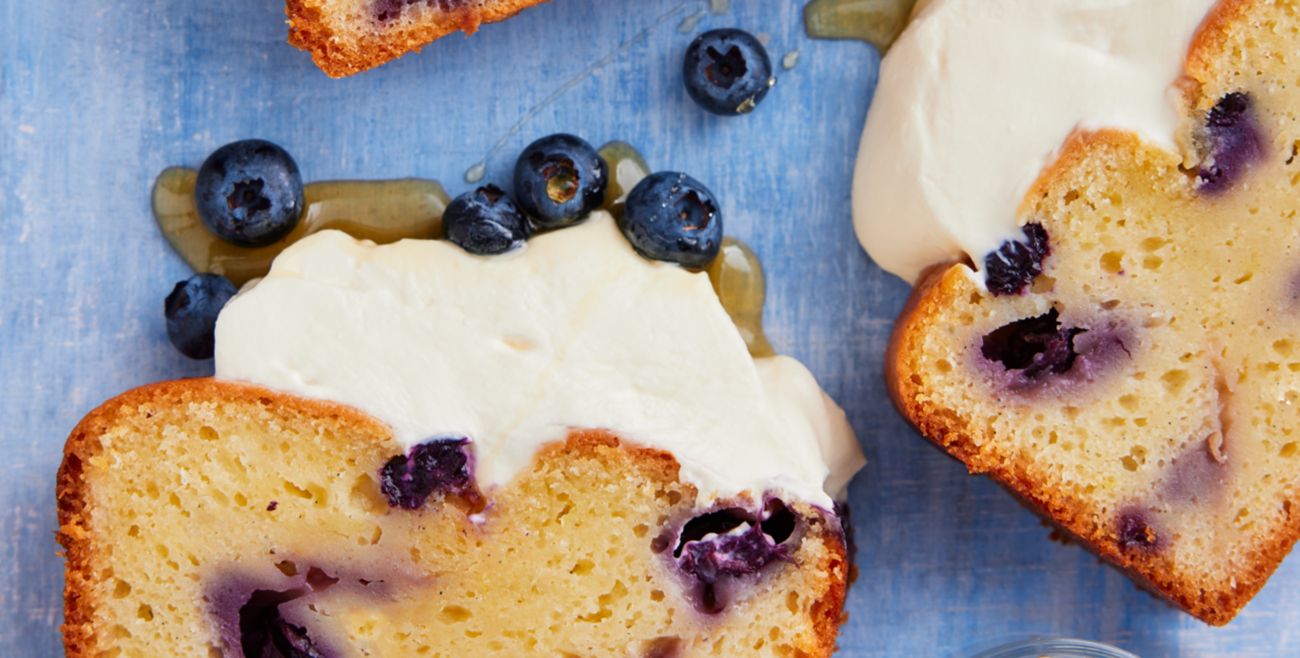 Lemon & Blueberry Yoghurt Cake