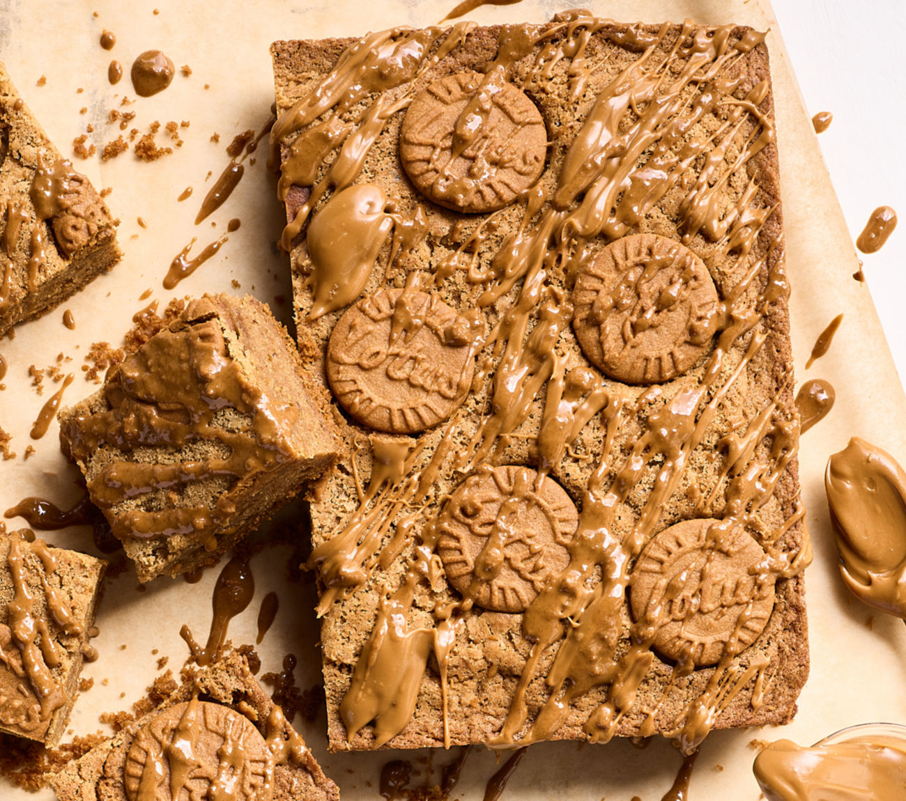 https://foodhub.scene7.com/is/image/woolworthsltdprod/fi-2312-biscoff-blondie:Mobile-1300x1150