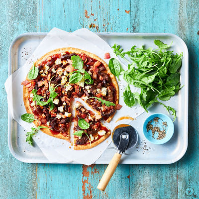 Meatlovers Pizza with Baby Spinach & Rocket Salad