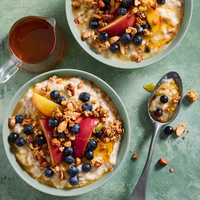 Rice-cooker Maple, Apple & Almond Porridge