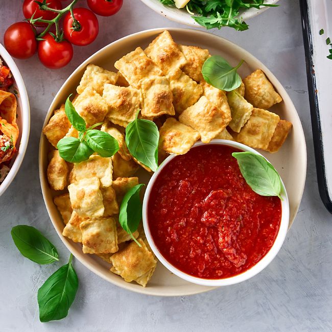 Air-fryer Tortellini Dippers with Tomato Sauce