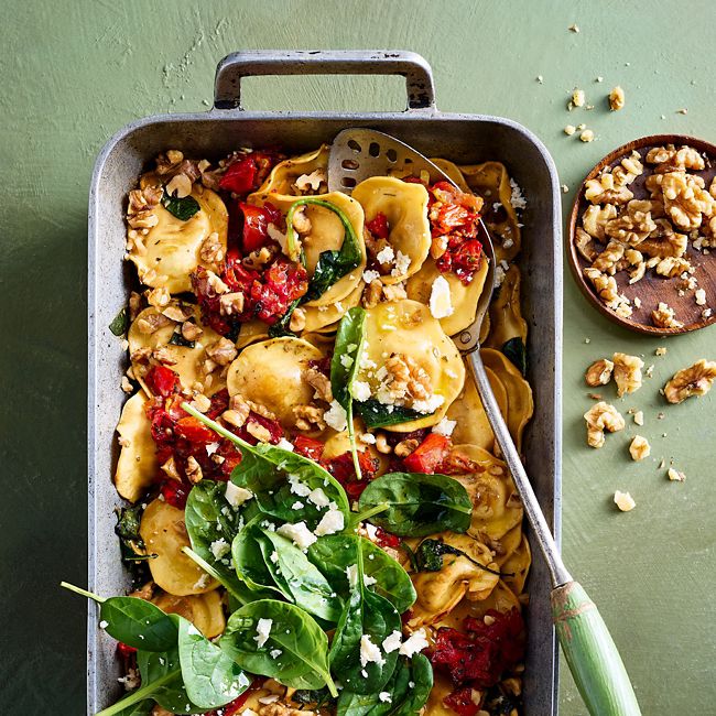 Dump-and-bake Semi-dried Tomato & Spinach Ravioli