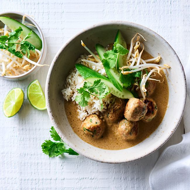 Green Curry Chicken Meatballs