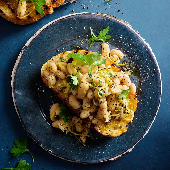 Lemon & Thyme Braised Cannellini Beans