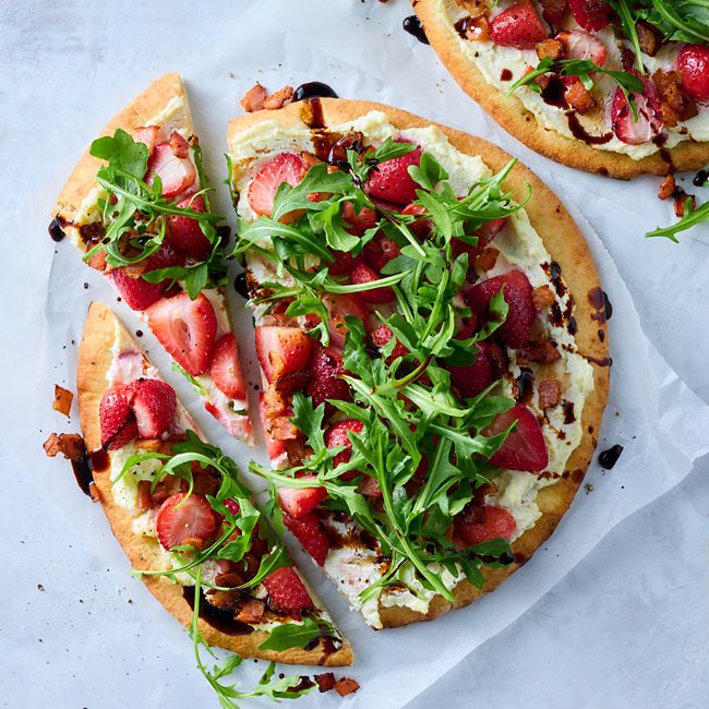 Strawberry & Rocket Pizzas