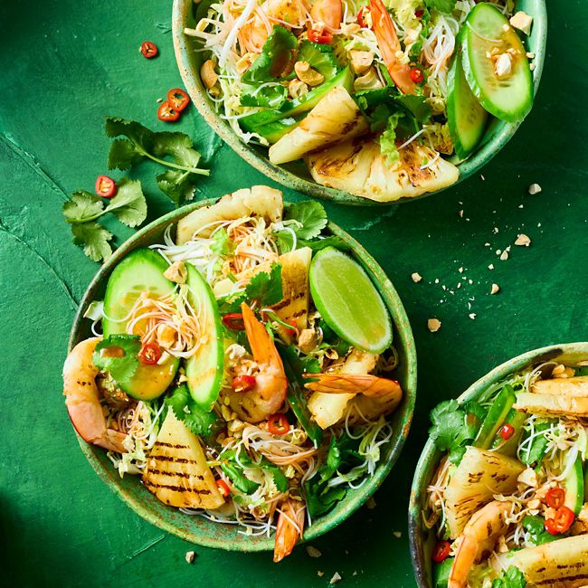 Spicy Prawn & Pineapple Salad