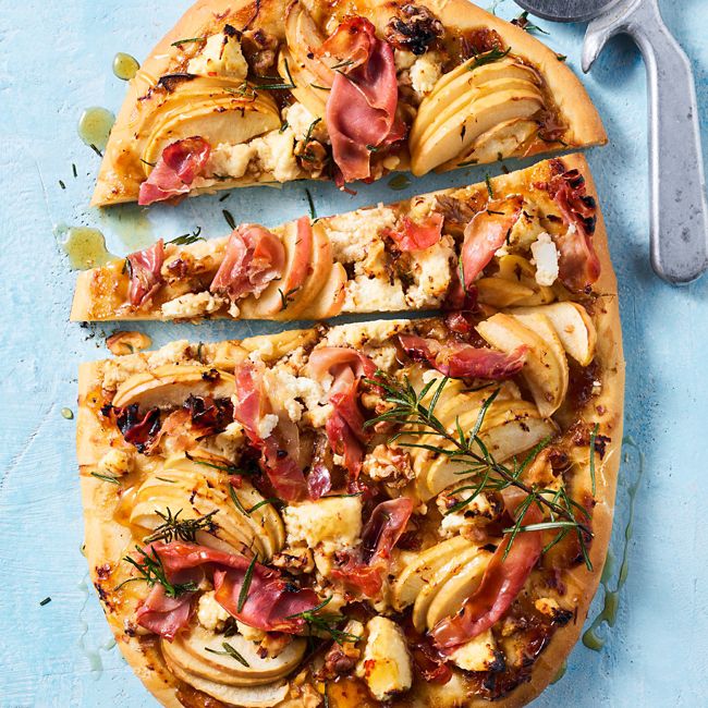 Honey-roasted Apple & Rosemary Pizza