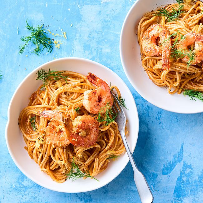 Prawn & pesto rosso pasta
