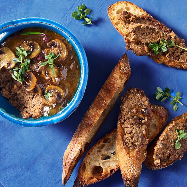 Creamy Walnut, Mushroom & Thyme Pot